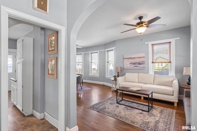 1602 37TH Street, Rock Island, IL 61201