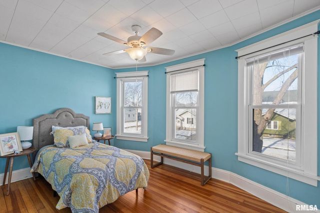 1602 37TH Street, Rock Island, IL 61201