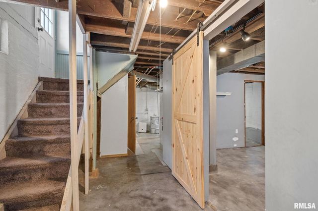 1602 37TH Street, Rock Island, IL 61201