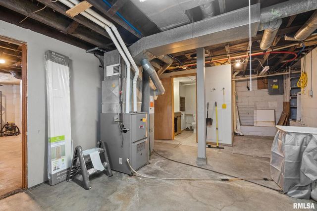 1602 37TH Street, Rock Island, IL 61201