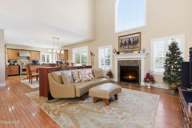 5 Westbury Drive, Saratoga Springs, NY 12866