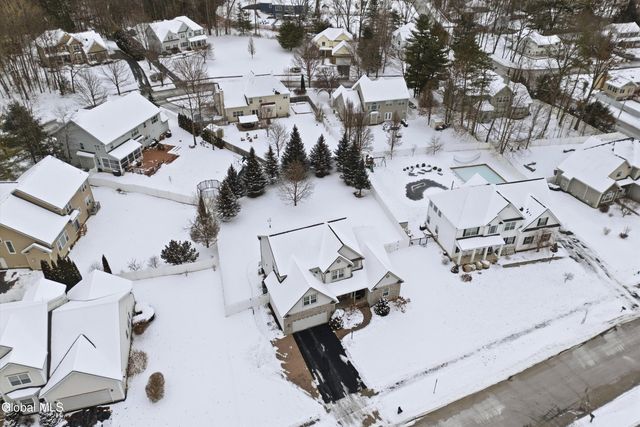 5 Westbury Drive, Saratoga Springs, NY 12866