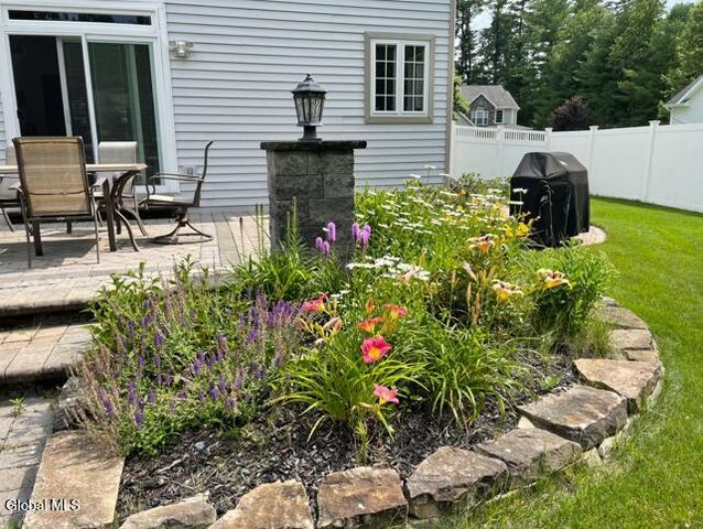 5 Westbury Drive, Saratoga Springs, NY 12866