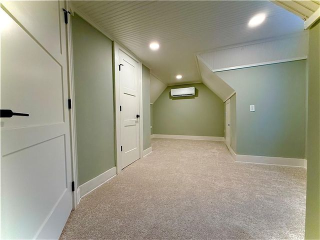 4701 N Oakley Avenue, Kansas City, MO 64117