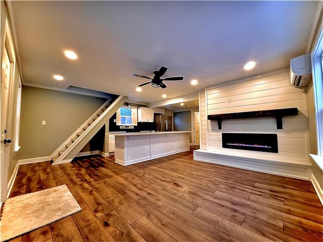 4701 N Oakley Avenue, Kansas City, MO 64117