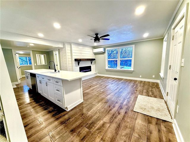 4701 N Oakley Avenue, Kansas City, MO 64117