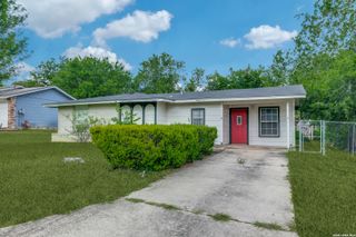 12017 FOREST NOOK CT, Live Oak, TX 78233