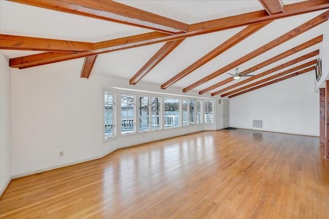 223 Lee DR, Huddleston, VA 24104