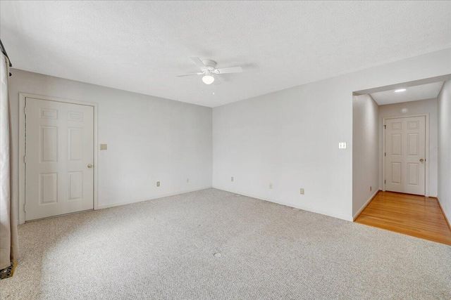 223 Lee DR, Huddleston, VA 24104