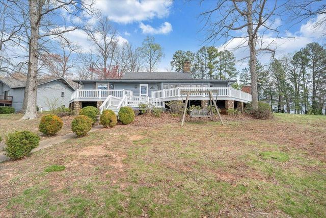 223 Lee DR, Huddleston, VA 24104