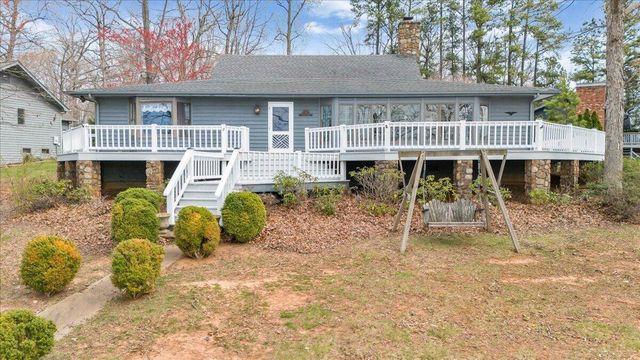 223 Lee DR, Huddleston, VA 24104