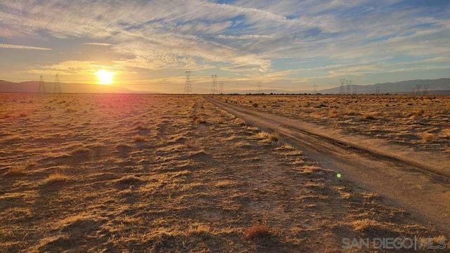 49677 W 140th, Lancaster, CA 93536