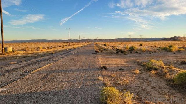 49677 W 140th, Lancaster, CA 93536
