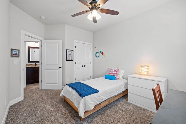 575 Demarett DR, Point Venture, TX 78645