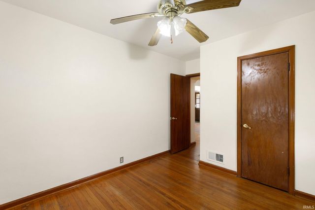 902 Sylvan Lane, South Bend, IN 46619