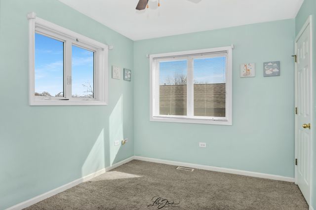12704 S Muskegon Avenue, Chicago, IL 60633