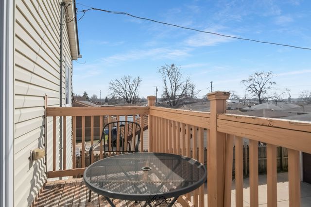 12704 S Muskegon Avenue, Chicago, IL 60633
