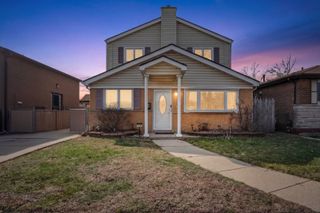 12704 S Muskegon Avenue, Chicago, IL 60633