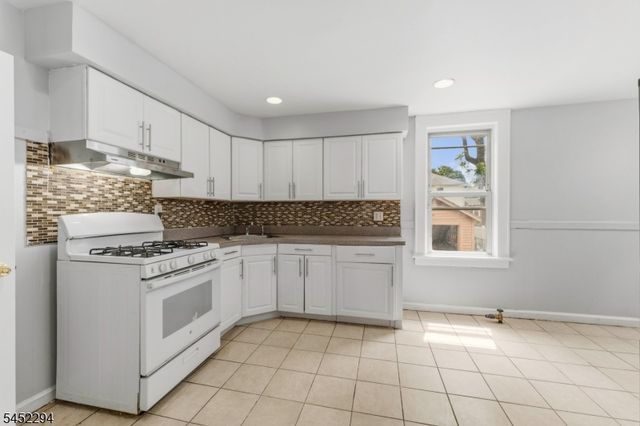 124 Hillcrest Ave, Plainfield City, NJ 07062