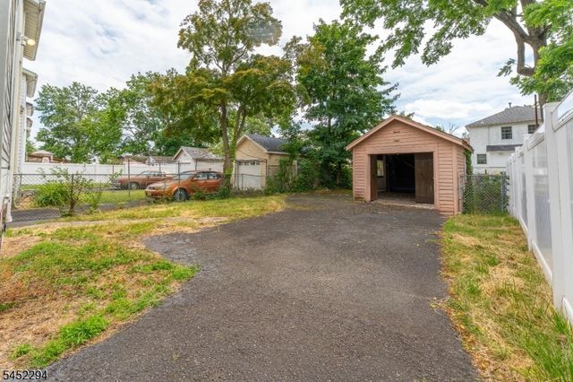 124 Hillcrest Ave, Plainfield City, NJ 07062