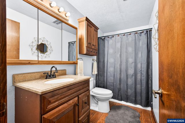 1245 Linnwood Dr NE, Albany, OR 97322