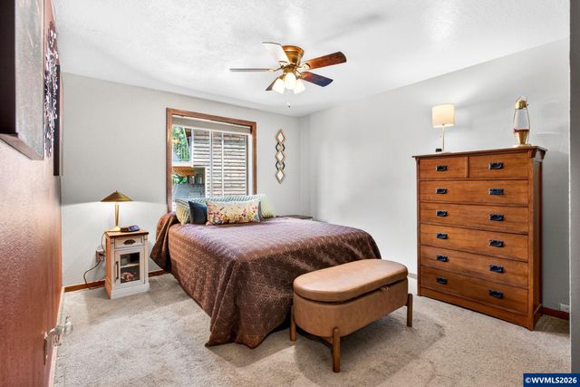1245 Linnwood Dr NE, Albany, OR 97322