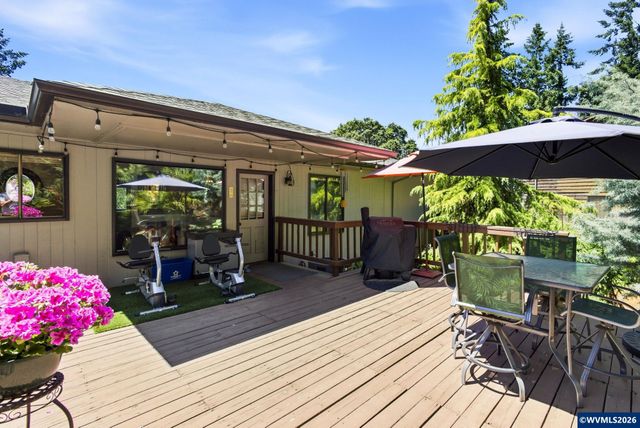 1245 Linnwood Dr NE, Albany, OR 97322