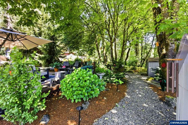 1245 Linnwood Dr NE, Albany, OR 97322