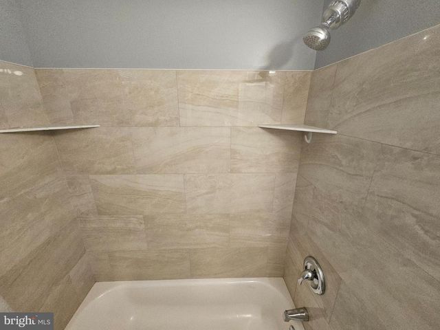 430 S BOND ST, Baltimore, MD 21231