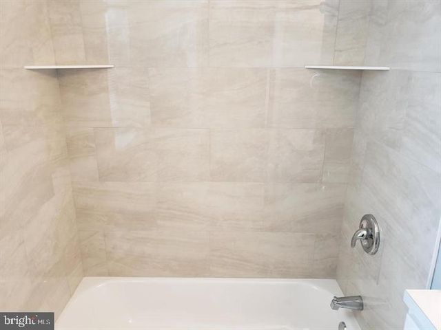 430 S BOND ST, Baltimore, MD 21231