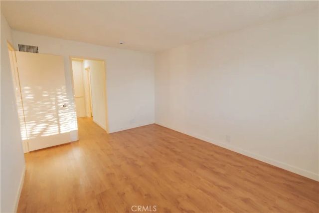 1140 Pacific Ave 20, Long Beach, CA 90813