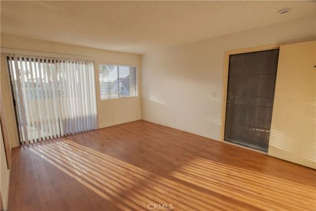1140 Pacific Ave 20, Long Beach, CA 90813