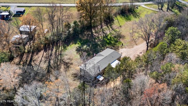273 Co Rd 364, Niota, TN 37826
