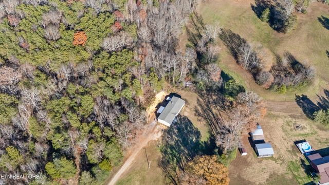 273 Co Rd 364, Niota, TN 37826