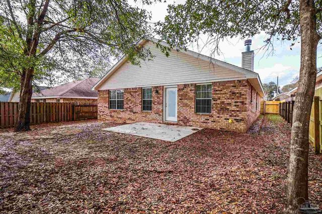 7909 Cayenne Way, Pensacola, FL 32526