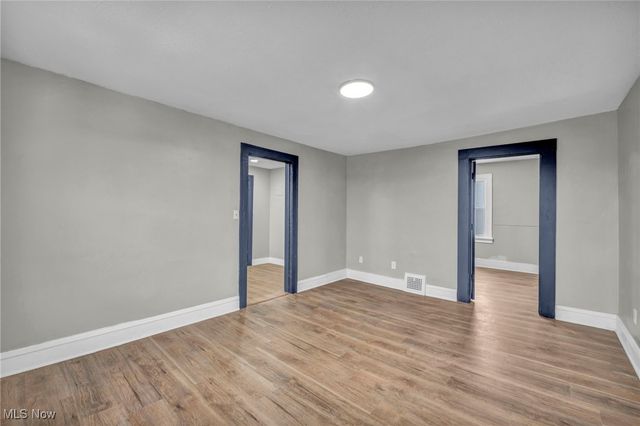 1304 W 73rd Street, Cleveland, OH 44102