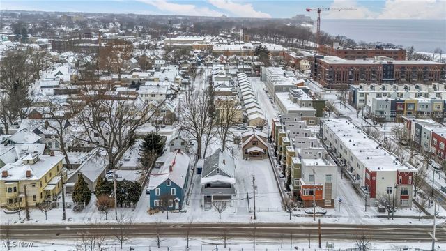 1304 W 73rd Street, Cleveland, OH 44102