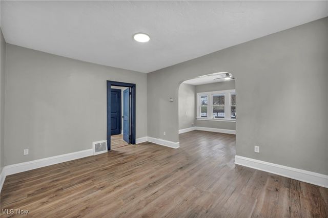 1304 W 73rd Street, Cleveland, OH 44102