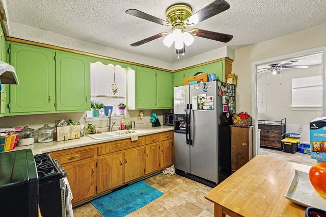 75 Current St, Clarksville, TN 37040