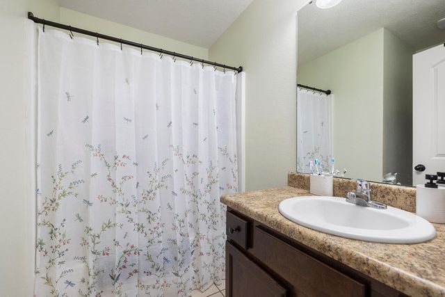 827 N Franklin Avenue, Republic, MO 65738