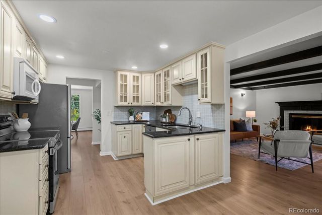251 E 12th Avenue, Broomfield, CO 80020