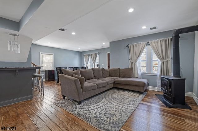 17 Birchwood Pass, West Milford Twp., NJ 07480