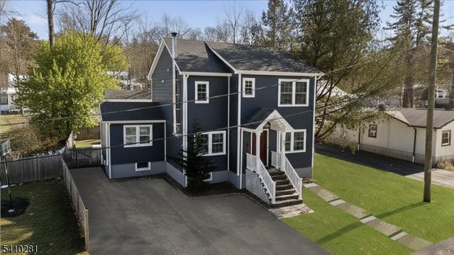 17 Birchwood Pass, West Milford Twp., NJ 07480