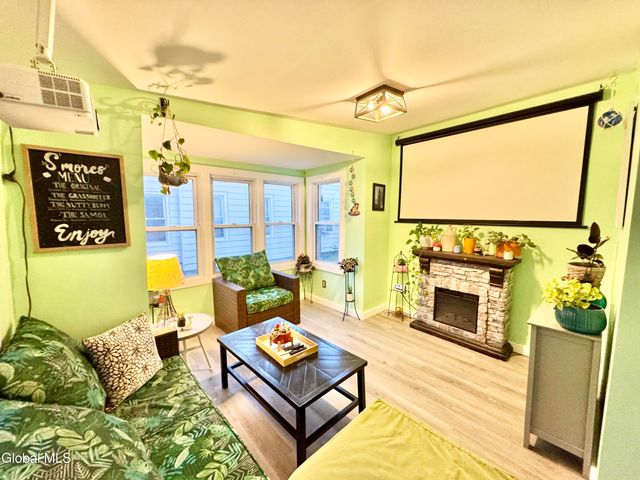 74 Broadway, Fort Edward, NY 12828
