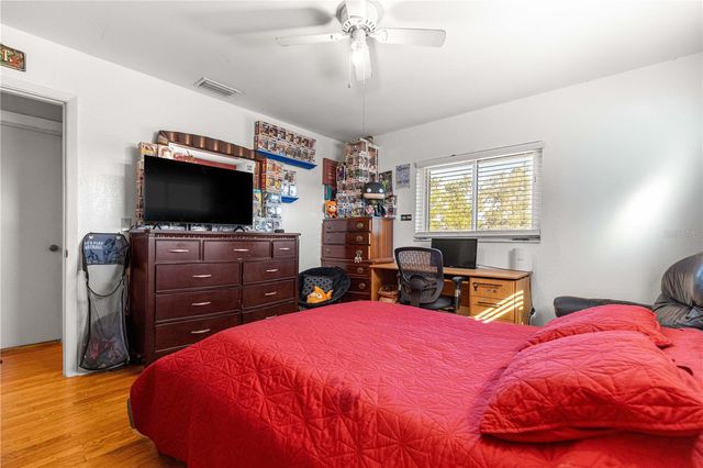 1811 NE 50TH AVENUE, Ocala, FL 34470