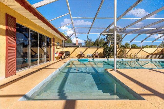 1811 NE 50TH AVENUE, Ocala, FL 34470