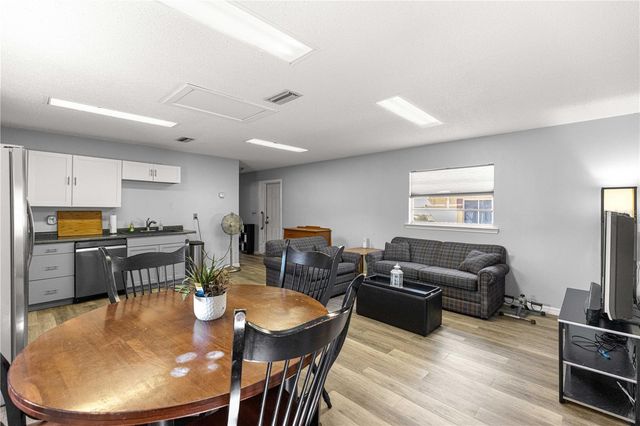 1811 NE 50TH AVENUE, Ocala, FL 34470