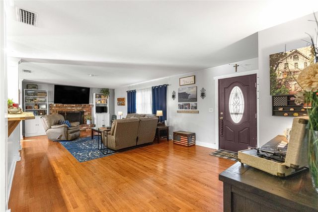 1811 NE 50TH AVENUE, Ocala, FL 34470