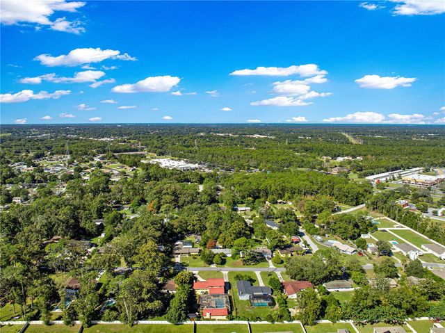 1811 NE 50TH AVENUE, Ocala, FL 34470