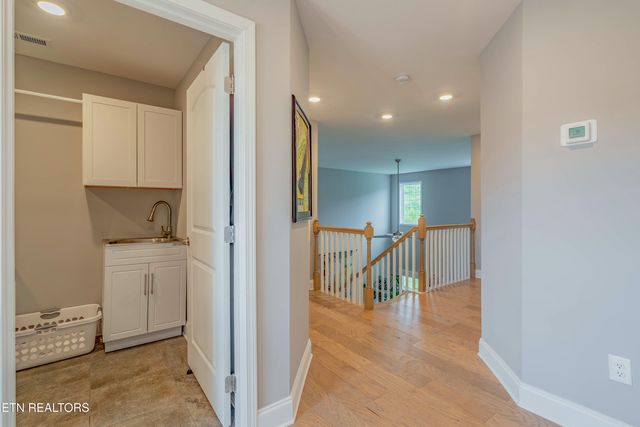 3225 Oakwood Hills Lane, Knoxville, TN 37931